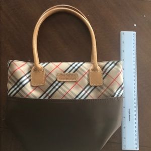Burberry tote.